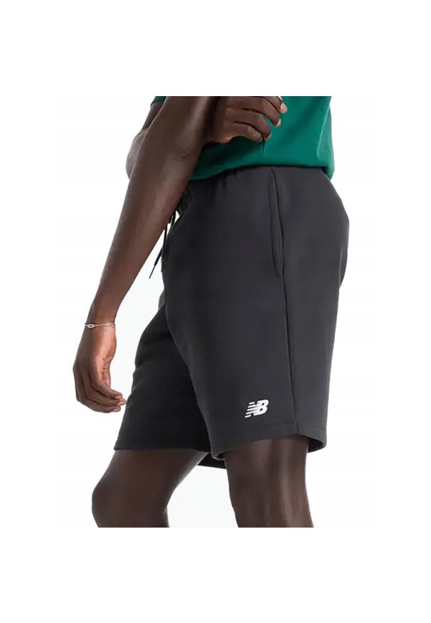 New Balance - Spodenki dresowe męskie NEW BALANCE szorty bawełna. Kolor: czarny. Materiał: dresówka, bawełna