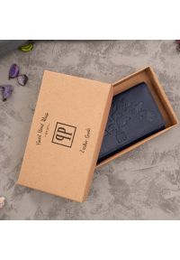 Portfel skórzany PAOLO PERUZZI T-45-DB granatowy. Kolor: niebieski. Materiał: skóra. Wzór: kwiaty #1