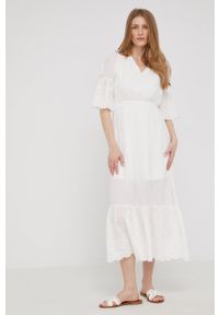 Answear Lab sukienka bawełniana kolor biały maxi rozkloszowana. Kolor: biały. Materiał: bawełna. Wzór: haft. Typ sukienki: rozkloszowane. Styl: wakacyjny. Długość: maxi
