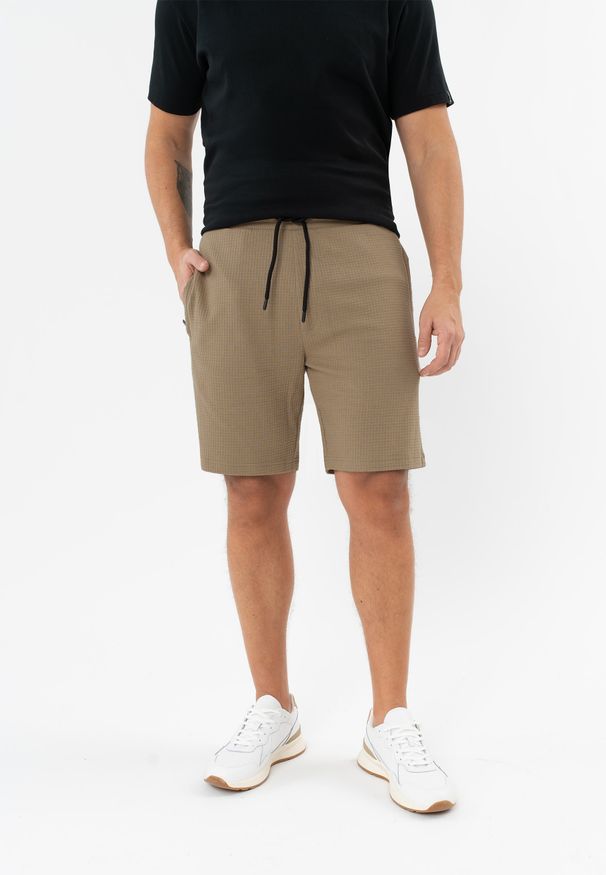 Volcano - Szorty dresowe ze strukturą M-JANI. Materiał: dresówka. Długość: krótkie. Styl: klasyczny, sportowy