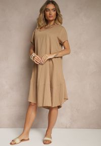 Renee - Ciemnobeżowa Sukienka z Wiskozy o Rozkloszowanym Kroju Irisena. Okazja: na co dzień. Kolor: beżowy. Materiał: wiskoza. Typ sukienki: proste. Styl: elegancki, casual #3