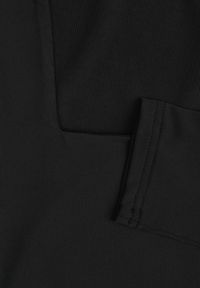 Renee - Czarna Bluzka z Elastycznego Materiału o Kwadratowym Dekolcie z Wiskozą Nemosa. Typ kołnierza: dekolt kwadratowy. Kolor: czarny. Materiał: wiskoza, materiał. Długość rękawa: długi rękaw. Długość: długie #5