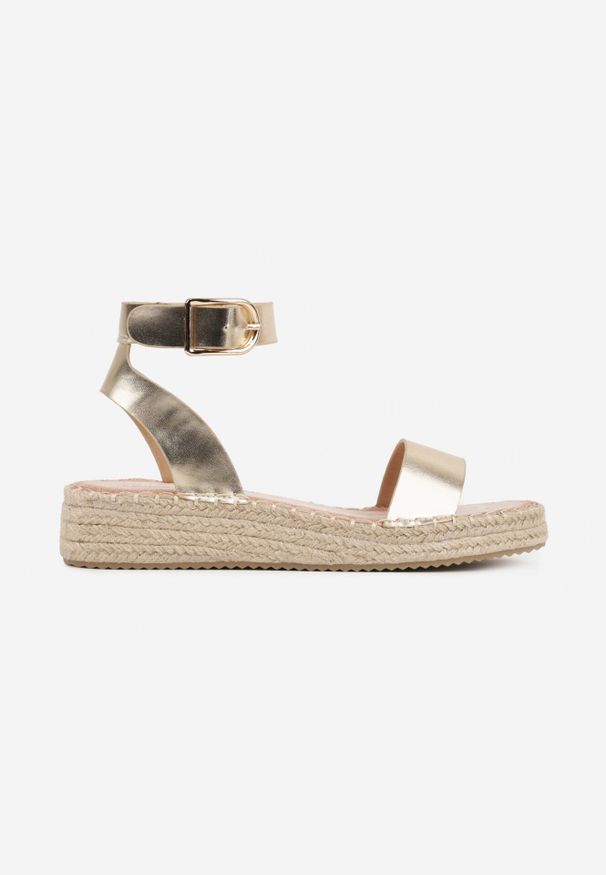 Born2be - Złote Sandały VICES na Grubej Plecionej Podeszwie z Paskiem Wokół Kostki Roselena. Okazja: na co dzień, na spacer. Zapięcie: pasek. Kolor: złoty. Materiał: len. Wzór: haft. Sezon: lato. Styl: casual, elegancki