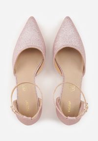 Born2be - Szampańskie Brokatowe Czółenka VICES na Obcasie z Wkładką ze Skóry Naturalnej Corata. Nosek buta: szpiczasty. Zapięcie: sprzączka. Kolor: złoty. Materiał: skóra. Wzór: aplikacja. Sezon: lato. Obcas: na obcasie. Wysokość obcasa: średni #5