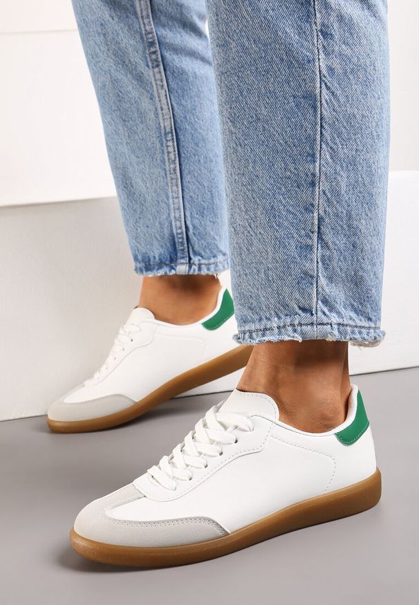 Renee - Bardzo-Zielone Sznurowane Sneakersy Klasyczne z Cholewką przed Kostkę Laeltia. Wysokość cholewki: przed kostkę. Kolor: biały. Materiał: jeans. Szerokość cholewki: normalna