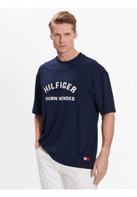 TOMMY HILFIGER - Tommy Hilfiger T-Shirt Archive MW0MW31189 Granatowy Relaxed Fit. Kolor: niebieski. Materiał: wiskoza