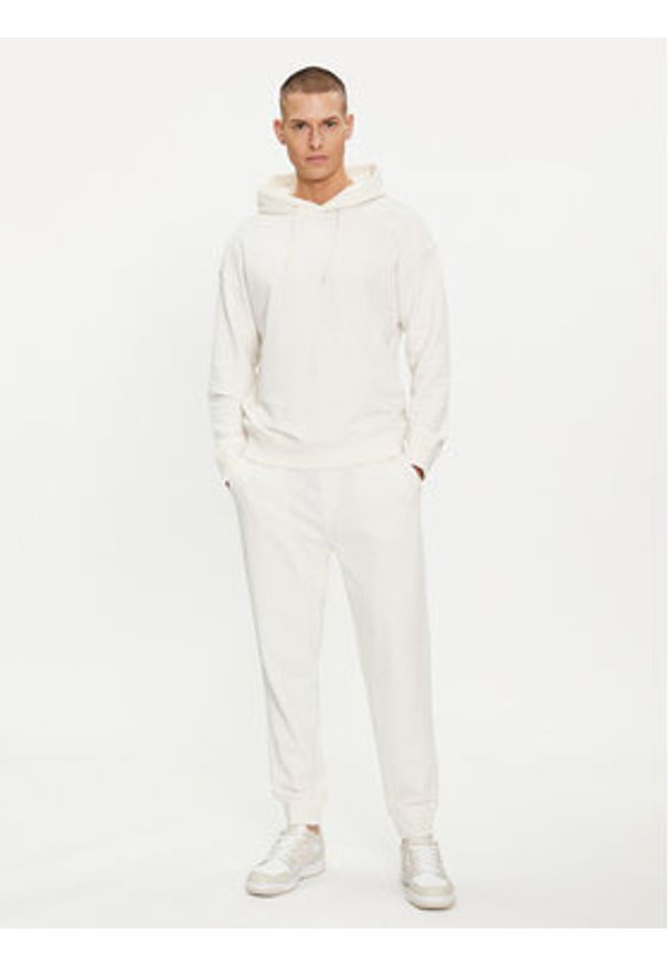 United Colors of Benetton - United Colors Of Benetton Bluza 3J68U2001 Écru Regular Fit. Kolor: kremowy. Materiał: bawełna