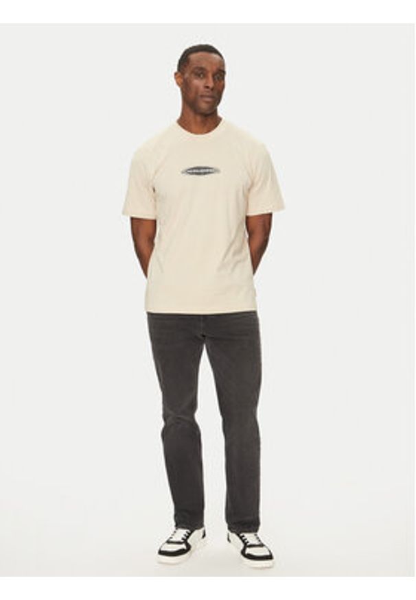 Jack & Jones - Jack&Jones T-Shirt Pacer 12273880 Beżowy Relaxed Fit. Kolor: beżowy. Materiał: bawełna
