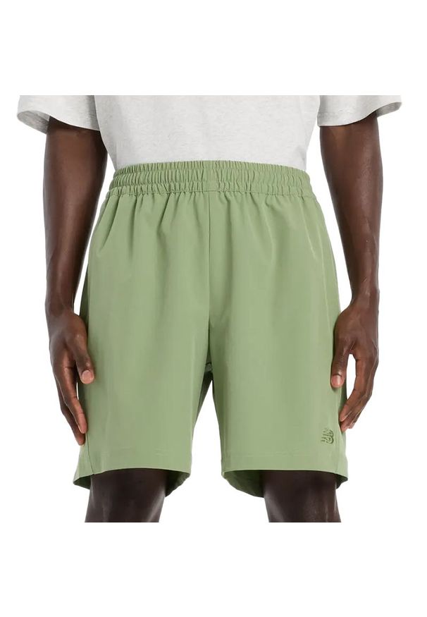 Spodenki męskie New Balance MB6174CDAAR - zielone. Kolor: zielony. Materiał: materiał, poliester. Sport: fitness