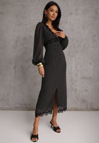 Renee - Czarna Sukienka w Kropki Ozdobiona Koronką i Przezroczystymi Rękawami Neanirae. Typ kołnierza: dekolt w kształcie V. Kolor: czarny. Materiał: koronka. Wzór: aplikacja, kropki, koronka. Sezon: wiosna. Styl: klasyczny #4