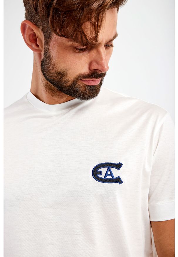 Emporio Armani - T-SHIRT EMPORIO ARMANI. Wzór: haft