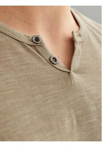 Jack & Jones - Jack&Jones T-Shirt Split 12164972 Beżowy Standard Fit. Kolor: beżowy. Materiał: bawełna #6