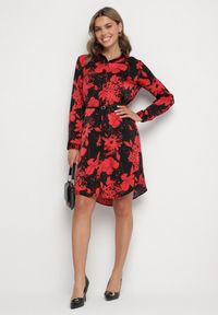 Born2be - Czarno-Czerwona Koszulowa Sukienka z Wiskozą w Kwiatowy Wzór z Dodatkowym Paskiem Ninira. Okazja: na spacer, na co dzień. Kolor: czarny. Materiał: wiskoza. Wzór: kwiaty. Typ sukienki: koszulowe. Styl: elegancki, casual, klasyczny #5