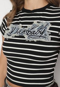 Born2be - Czarno-Biały Bawełniany T-shirt w Paski z Jeansową Naszywką i Napisem Velviola. Okazja: na co dzień, na spacer. Kolor: czarny. Materiał: bawełna, jeans. Wzór: paski, aplikacja, napisy. Styl: casual, elegancki #6