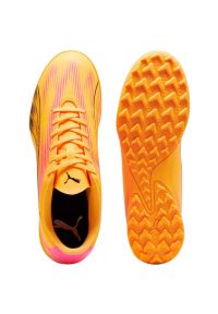 Buty piłkarskie Puma Ultra Play Tt 107779 03 pomarańczowe. Zapięcie: sznurówki. Kolor: pomarańczowy. Materiał: guma, syntetyk. Szerokość cholewki: normalna. Wzór: nadruk. Sport: piłka nożna #6