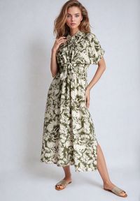 Born2be - Zielono-Beżowa Taliowana Sukienka z Gumką w Pasie Zapinana na Guziki Nasica. Okazja: na co dzień. Kolor: zielony. Materiał: materiał, wiskoza, jeans. Długość rękawa: krótki rękaw. Typ sukienki: proste. Styl: klasyczny, casual, elegancki #1