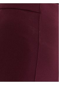 Rinascimento Spodnie materiałowe CFC0125304003 Bordowy Regular Fit. Kolor: czerwony. Materiał: syntetyk #5