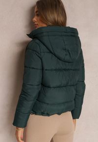 Renee - Ciemnozielona Kurtka Puffer Pikowana z Kapturem Mullen. Typ kołnierza: kaptur. Kolor: zielony. Materiał: jeans. Długość rękawa: długi rękaw. Długość: długie. Sezon: jesień, zima