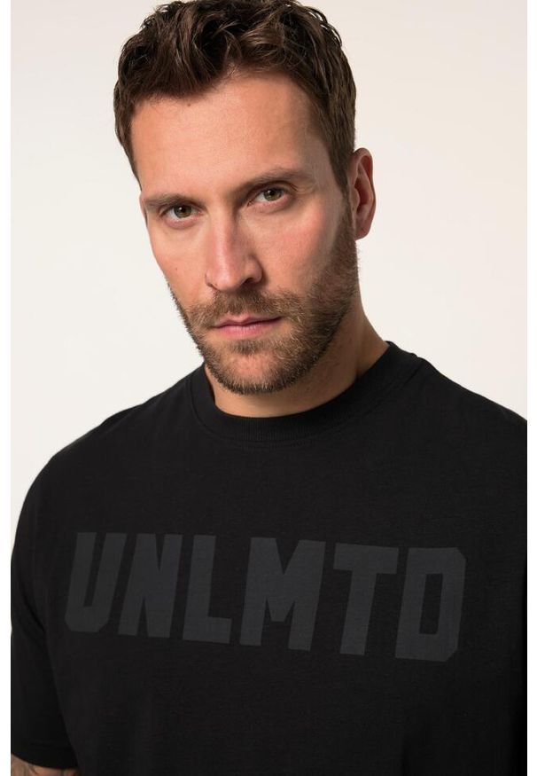 JAY-PI - Męski T-shirt fitness rękaw 1/2 do rozm. 7XL. Kolekcja: plus size. Kolor: czarny. Materiał: bawełna, materiał, elastan. Sport: fitness