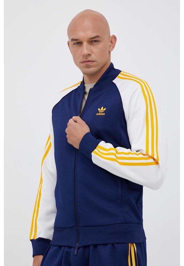 adidas Originals bluza męska kolor niebieski z aplikacją. Kolor: niebieski. Materiał: materiał. Długość rękawa: raglanowy rękaw. Wzór: aplikacja