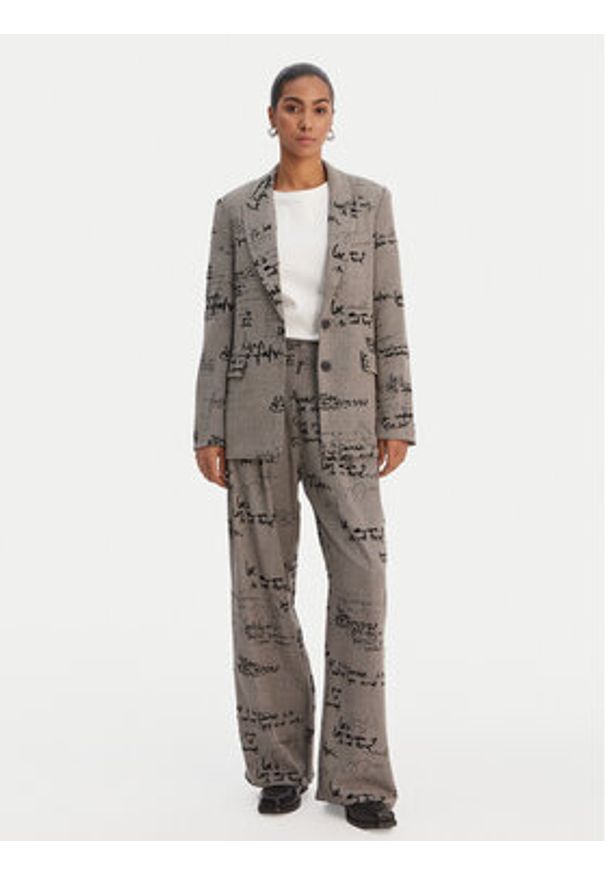 Desigual Spodnie materiałowe 26SWPW39 Brązowy Regular Fit. Kolor: brązowy. Materiał: syntetyk