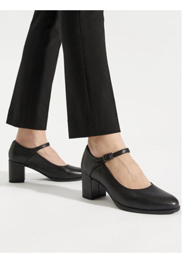 Clarks Czółenka Freva55 Strap 26172052 Czarny. Kolor: czarny. Materiał: skóra