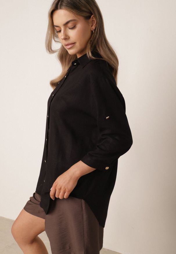 Born2be - Czarna Koszula Casual z Wiskozą i Lnem z Rękawami 3/4 Linyana. Okazja: na co dzień. Typ kołnierza: kołnierzyk klasyczny. Kolor: czarny. Materiał: wiskoza, len. Długość: długie. Styl: casual