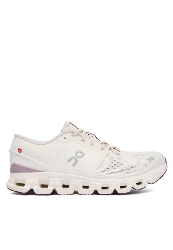 On Buty na siłownię Cloud X 4 3WE30074740 Kremowy. Kolor: kremowy. Materiał: materiał. Sport: fitness