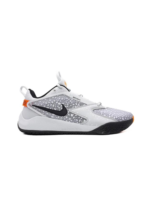 Buty halowe Nike Zoom Hyperace 3 Se. Kolor: wielokolorowy. Materiał: tkanina, materiał, syntetyk. Model: Nike Zoom. Sport: siatkówka, turystyka piesza