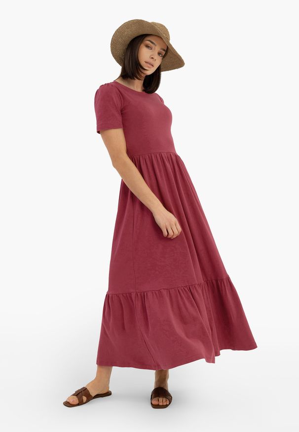 Volcano - Długa sukienka G-ALLISIA. Kolor: różowy. Materiał: bawełna, jeans, materiał. Długość rękawa: krótki rękaw. Sezon: wiosna, jesień, lato. Typ sukienki: rozkloszowane. Styl: elegancki, klasyczny. Długość: maxi