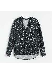 Reserved - Wzorzysta bluzka z EcoVero™ - Czarny. Kolor: czarny #1