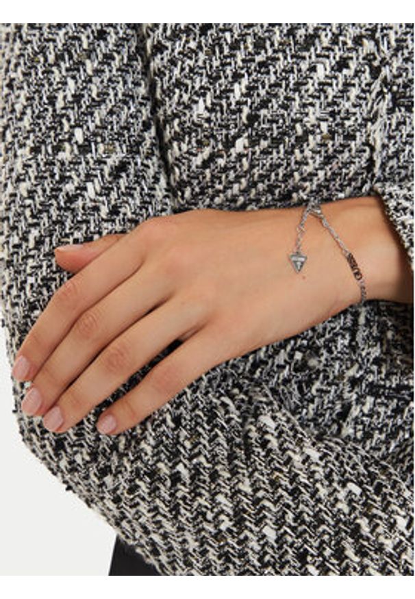 Guess Bransoletka JUBB04 414JW Srebrny. Materiał: metalowe. Kolor: srebrny