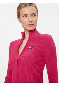 Tommy Jeans Sweter BadgeDW0DW16532 Różowy Slim Fit. Kolor: różowy. Materiał: syntetyk #5