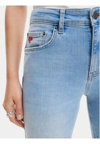 Desigual Jeansy Delaware 24SWDD26 Błękitny Slim Fit. Kolor: niebieski #3