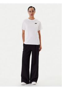 Adidas - adidas Spodnie dresowe Essentials JW2812 Czarny Wide Leg. Kolor: czarny. Materiał: bawełna