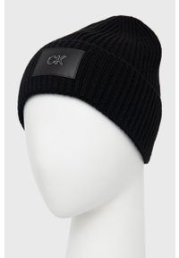 Calvin Klein czapka z domieszką wełny kolor czarny z cienkiej dzianiny z domieszką wełny. Kolor: czarny. Materiał: wełna, dzianina #2