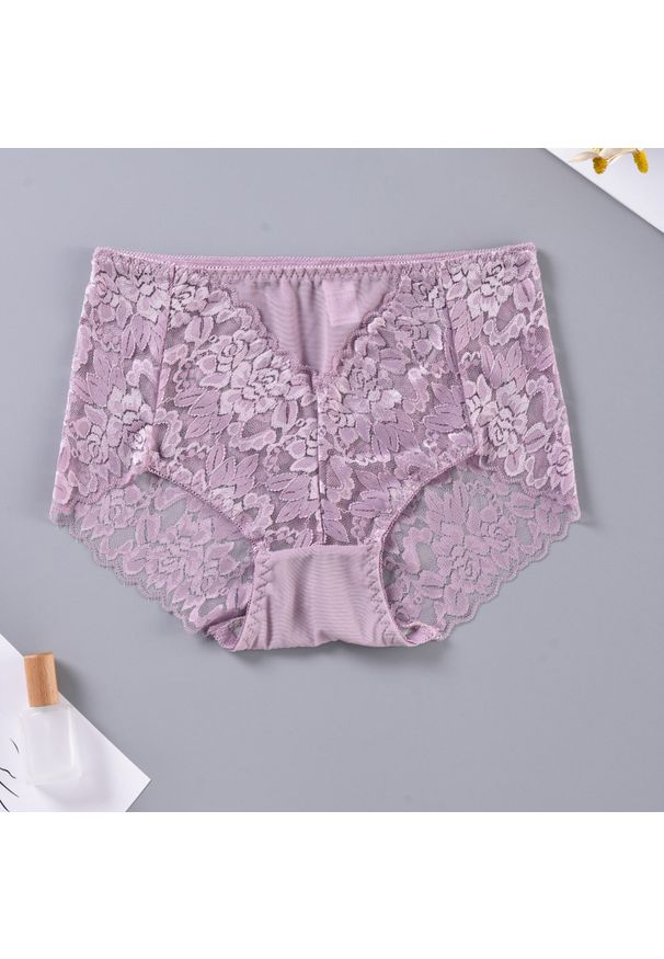 Intica - Majtki koronkowe z pełnym tyłem eleganckie Heidine. Kolor: fioletowy. Materiał: koronka. Wzór: koronka