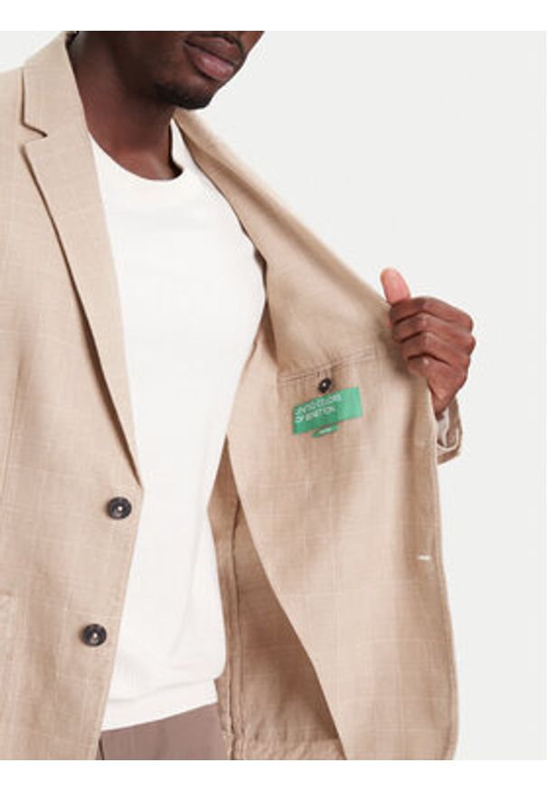 United Colors of Benetton - United Colors Of Benetton Marynarka 23B3UW014 Beżowy Regular Fit. Kolor: beżowy. Materiał: len, bawełna