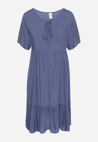 Born2be - Niebieska Sukienka z Bawełny o Rozkloszowanym Kroju z Wiązaniem przy Dekolcie Mepilea. Okazja: na co dzień. Kolor: niebieski. Materiał: bawełna. Długość rękawa: krótki rękaw. Sezon: wiosna, lato. Typ sukienki: rozkloszowane. Styl: klasyczny, casual, elegancki #6