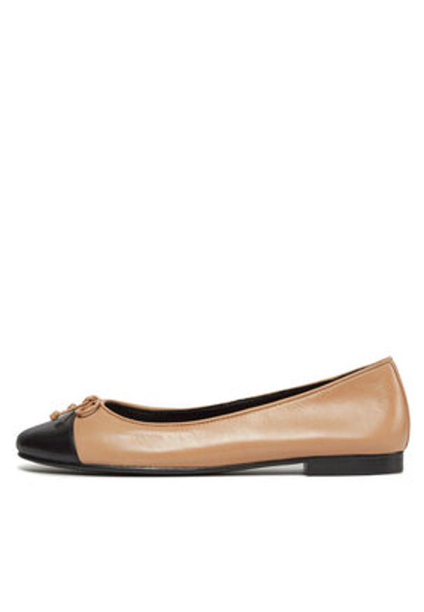 Tory Burch Baleriny Cap-Toe Ballet 154513 Beżowy. Kolor: beżowy. Materiał: skóra