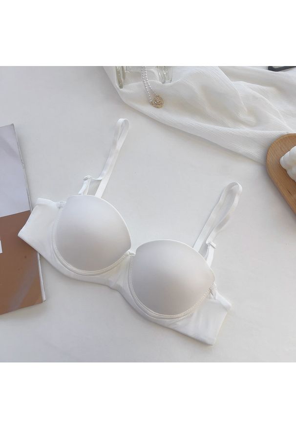 Intica - Biustonosz balkonetka push-up z regulowanymi ramiączkami Arnetta. Kolor: biały. Rodzaj stanika: push-up