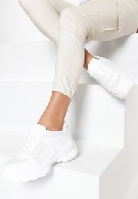 Born2be - Białe Sneakersy Molmellia. Wysokość cholewki: przed kostkę. Kolor: biały. Materiał: materiał. Szerokość cholewki: normalna. Wzór: aplikacja #4