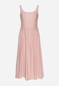 Born2be - Różowa Wiskozowa Sukienka o Rozkloszowanym Kroju Milareina. Okazja: na co dzień. Kolor: różowy. Materiał: wiskoza. Długość rękawa: długi rękaw. Wzór: aplikacja. Typ sukienki: rozkloszowane. Styl: casual, elegancki #2