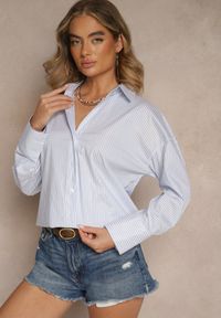 Renee - Niebieska Koszula z Bawełny o Kroju Oversize w Paski z Metalicznymi Zdobieniami Pasenitia. Okazja: na co dzień. Typ kołnierza: kołnierzyk klasyczny. Kolor: niebieski. Materiał: bawełna. Długość rękawa: długi rękaw. Długość: długie. Wzór: paski, aplikacja. Styl: klasyczny, casual, elegancki