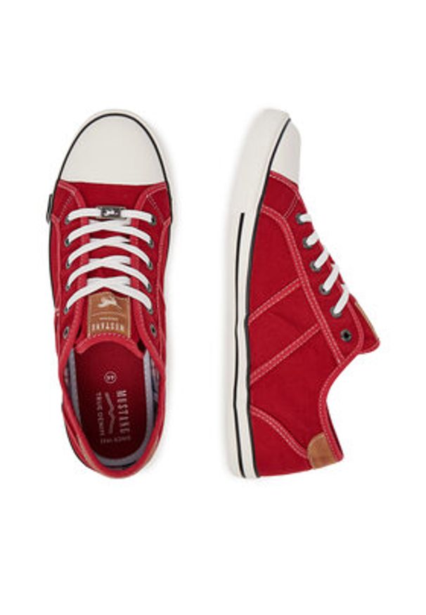 Mustang Trampki 4058-310 Czerwony. Kolor: czerwony. Materiał: materiał