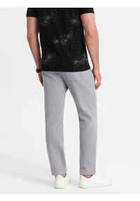 Ombre Clothing - Męskie dresowe spodnie z nogawką bez ściągacza - szare V8. Kolor: szary. Materiał: dresówka. Wzór: aplikacja. Styl: klasyczny, sportowy #8
