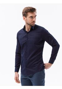 Ombre Clothing - Koszula męska we wzór paisley REGULAR FIT - granatowo-czerwona. Okazja: na co dzień. Kolor: niebieski. Materiał: poliester, bawełna. Długość rękawa: długi rękaw. Długość: długie. Wzór: paisley. Styl: klasyczny, casual