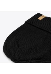 Wittchen - Męska czapka zimowa klasyczna czarna. Kolor: czarny. Materiał: wełna. Wzór: aplikacja. Sezon: zima. Styl: klasyczny #3