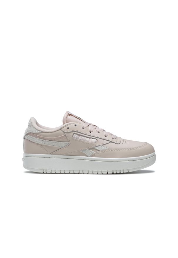Trenerzy damscy Reebok Club C Double Revenge. Kolor: czarny. Model: Reebok Club