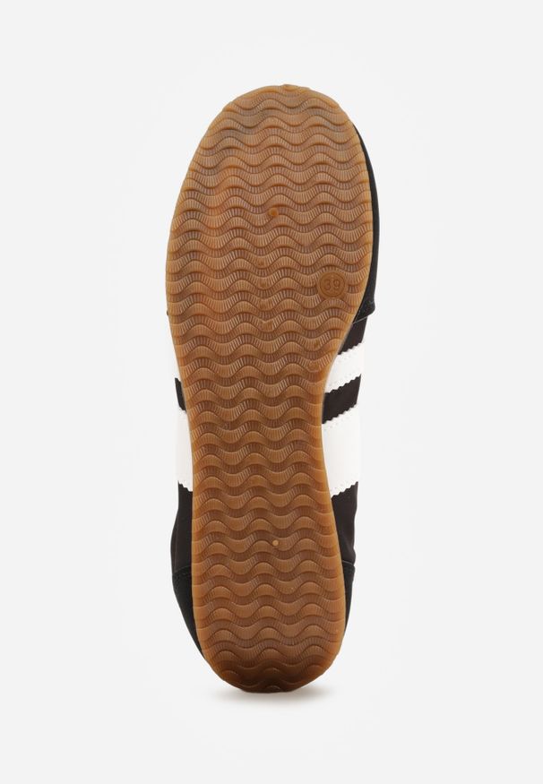 Renee - Czarne Sneakersy w Stylu Klasycznych Tenisówek z Marszczeniem z Tyłu Aiglise. Okazja: na co dzień. Kolor: czarny. Materiał: jeans